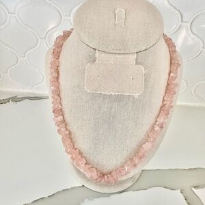 Vintage Natural Rose Quartz Chip Stone Necklace
